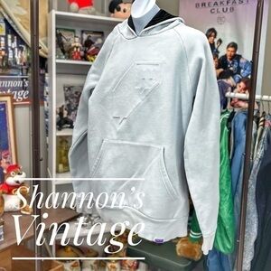 Twitch raised logo sz medium pullover hoodie A42